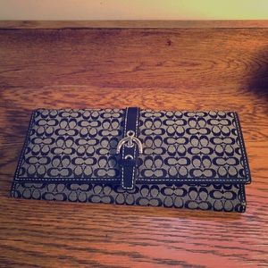 Coach wallet
